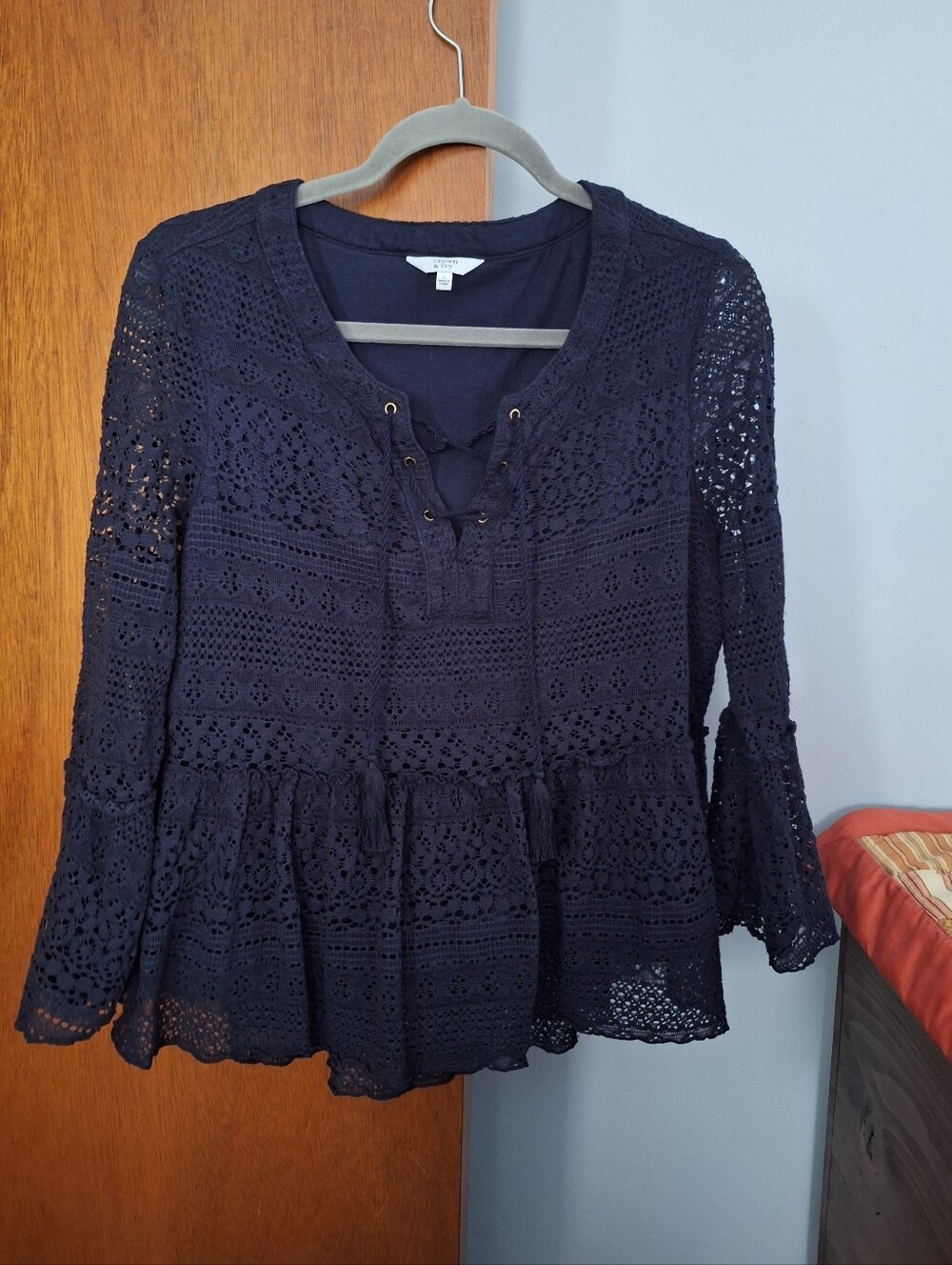 Crown & Ivy Lace Peplum Long Sleeve Tie-Neck LayeredTop - Navy Women's Size L